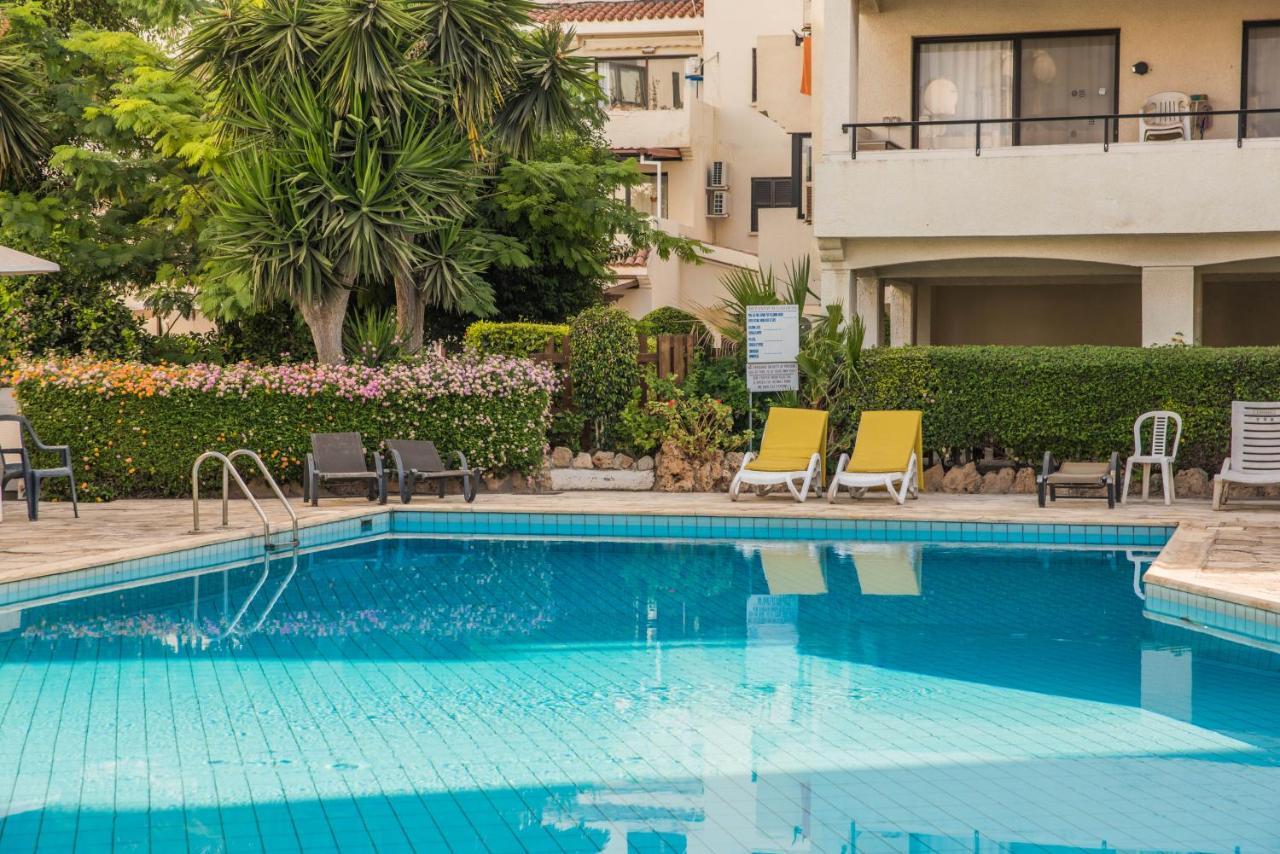 One Bedroom Apartment In Paphos In Good Location Exteriér fotografie