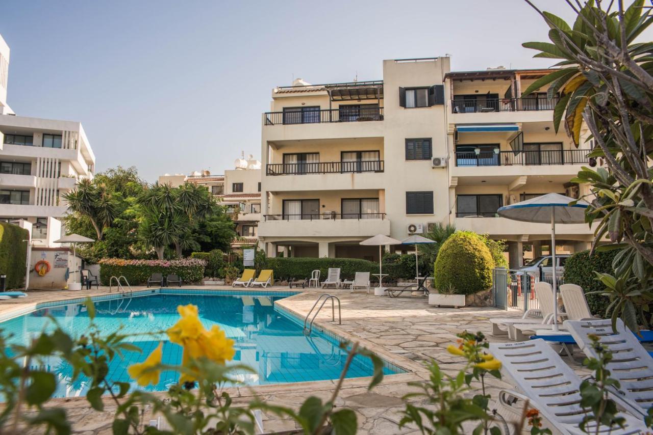 One Bedroom Apartment In Paphos In Good Location Exteriér fotografie